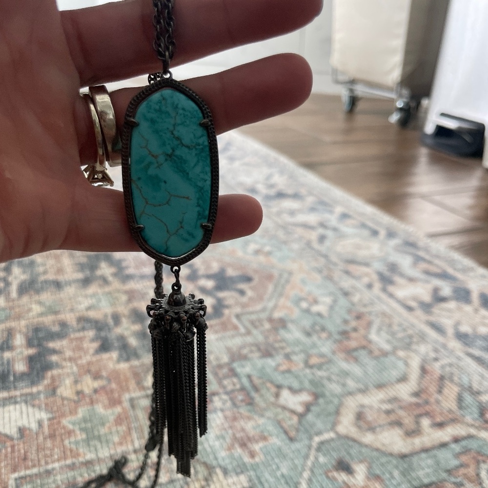 Kendra Scott Necklace